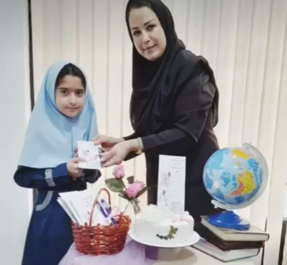 دبستان غیردولتی دخترانه پرنیا